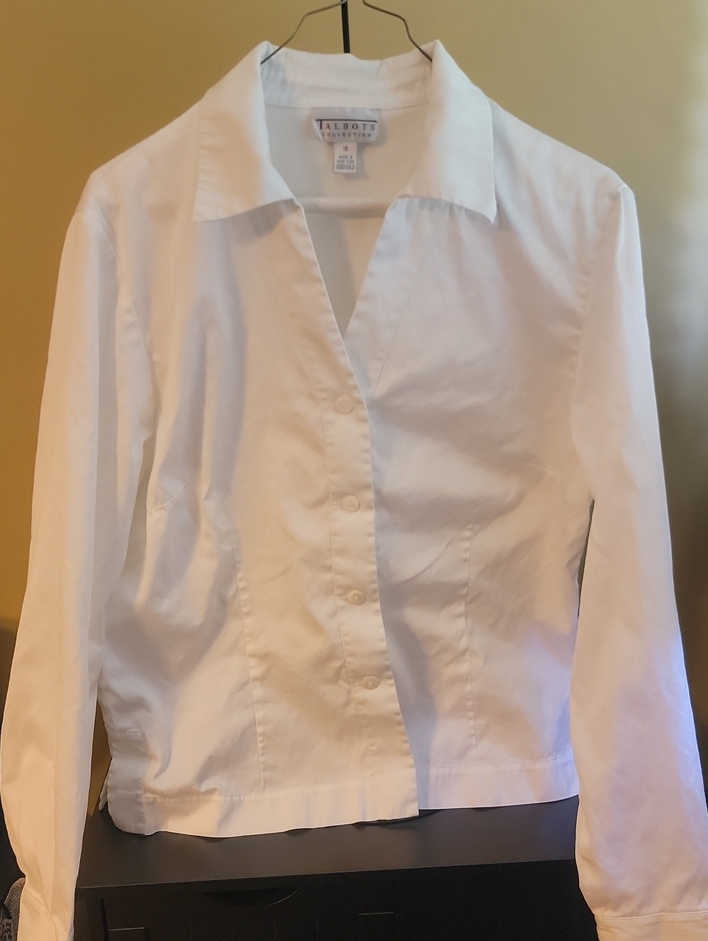 Talbots White Collared Button-Down Shirt